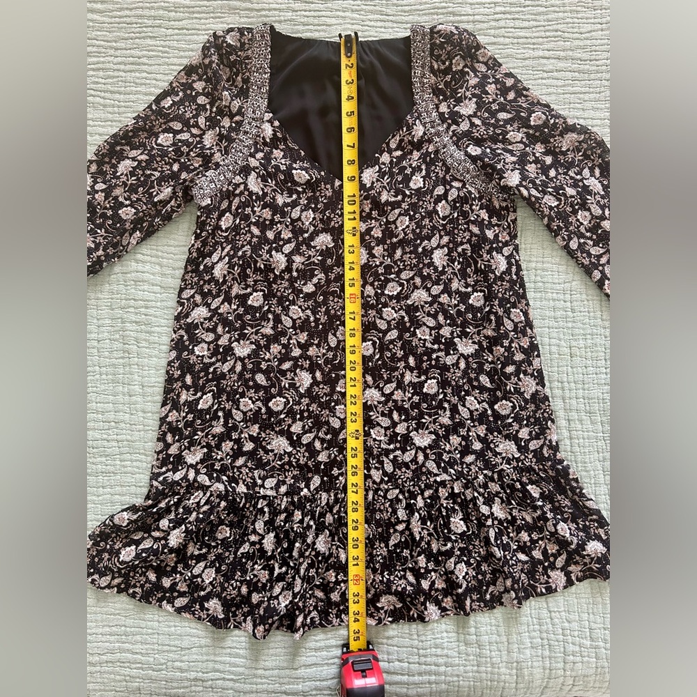 INTERMIX- Ariel Long Sleeve Floral Mini Dress - Picture 6 of 16